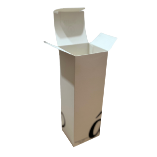 Caixa para difusor personalizada aberta, mostrando o interior em papel triplex branco.