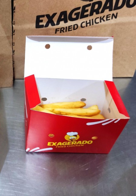 Embalagem p/ frituras P (12 x 9 x 6 cm) - 100 unidades *VENDA SOMENTE PARA FRANQUEADOS EXAGERADO