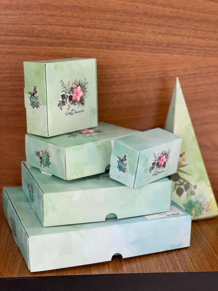 Embalagem p/ 12 doces c/ berço Acqua (16,4 x 12,5 x 4 cm) - 100 unidades