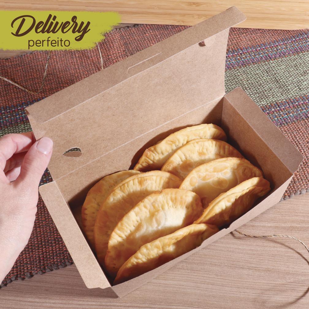 Caixa de embalagem kraft 14x9x6 cm com laminação interna, ideal para delivery de pastéis, protegendo contra umidade e gordura.