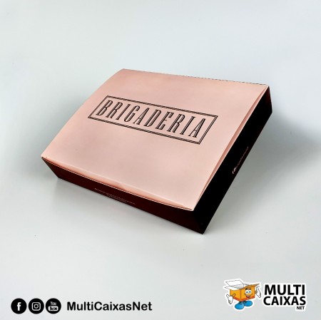 Embalagem para 20 Brigadeiros (21 x 17 x 4 cm) Personalizada