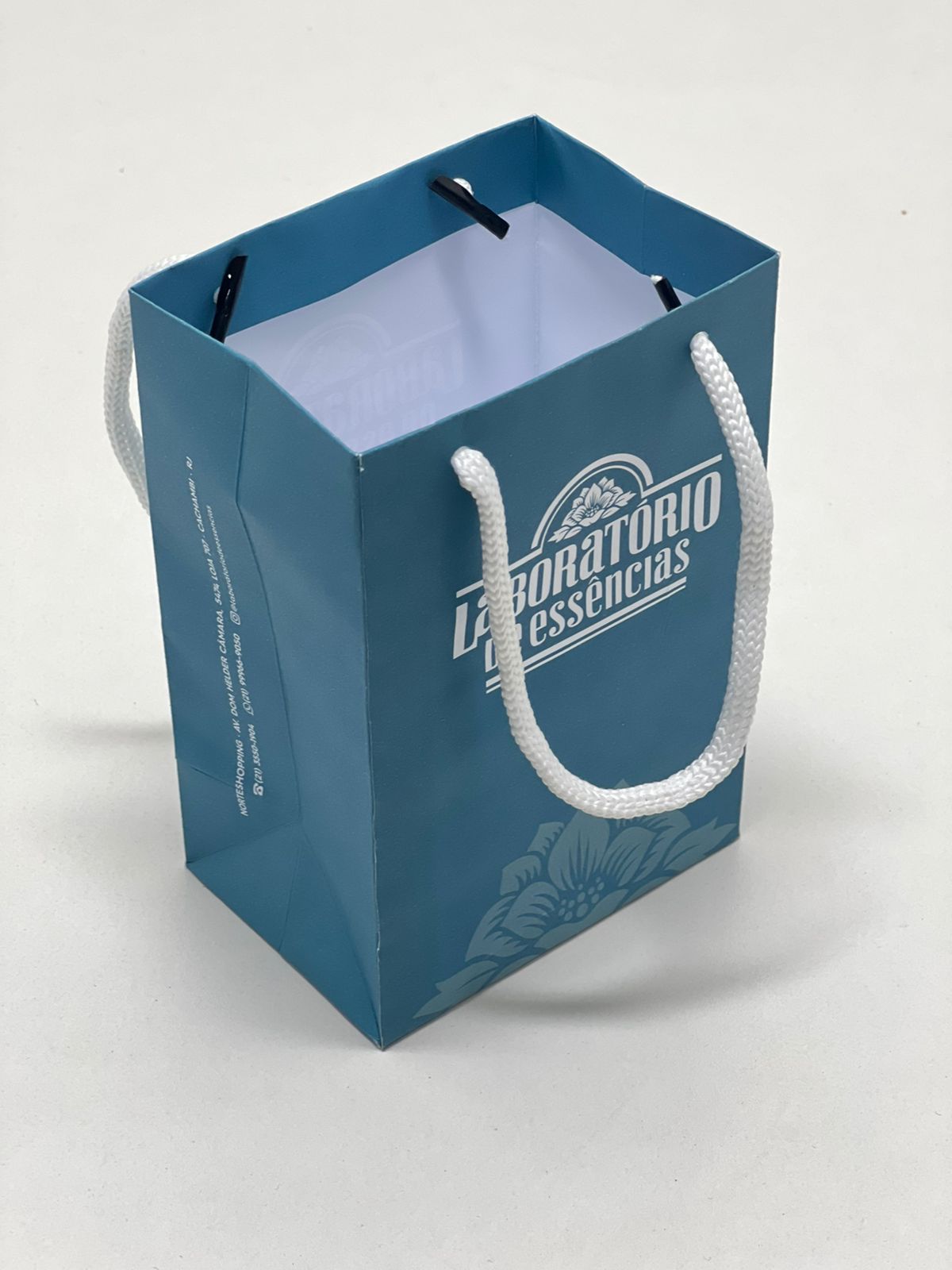 Sacola OffSet 180g (10 x 7 x 15 Cm) Personalizada