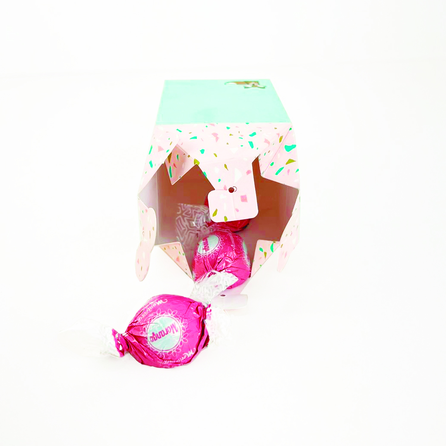 Embalagem Ovinhos Chocolate (7 x 7 x 16 cm) Personalizado