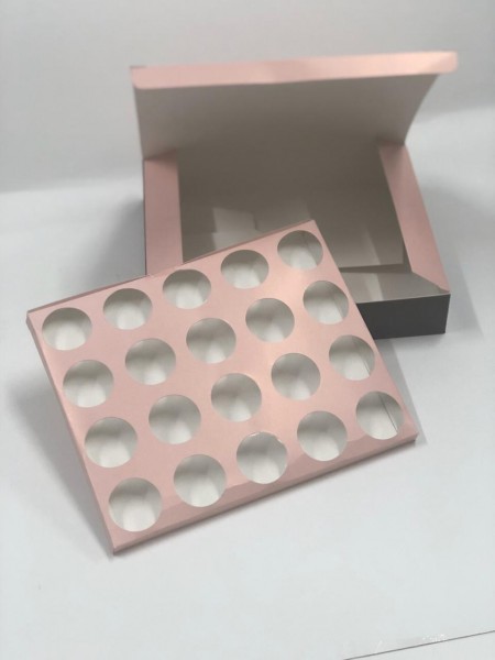 Embalagem para 20 Brigadeiros (21 x 17 x 4 cm) Personalizada