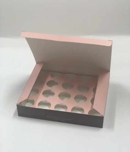 Embalagem para 20 Brigadeiros (21 x 17 x 4 cm) Personalizada