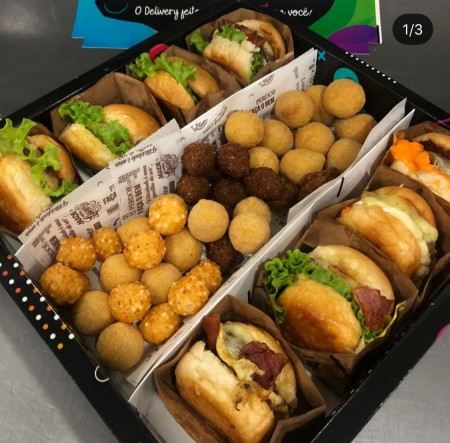 Embalagem para Delivery Plastificada (30 x 30 x 5 cm)c/ divisória e tampa removivel Personalizada