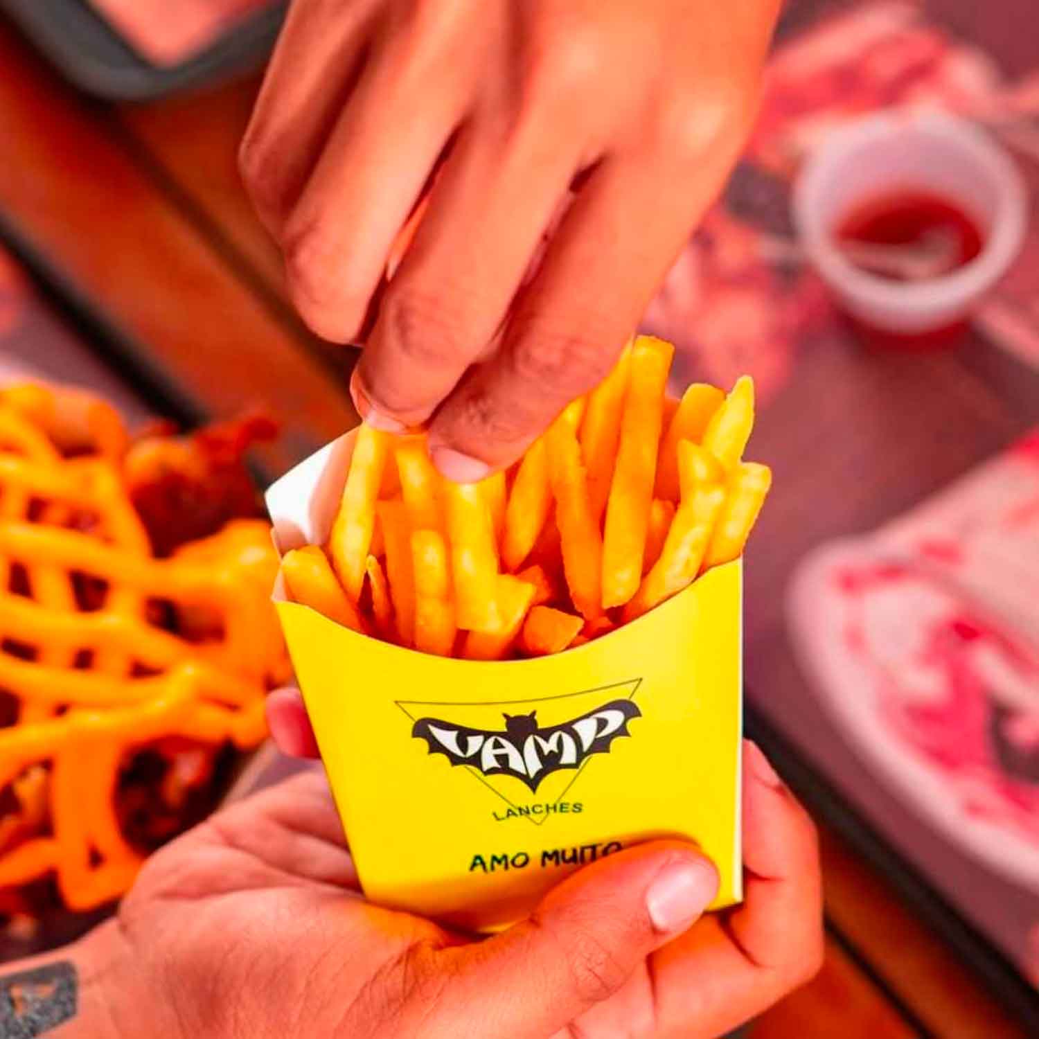 Embalagem p/ batata Fritas tipo Mc M (90-120gr) Personalizada