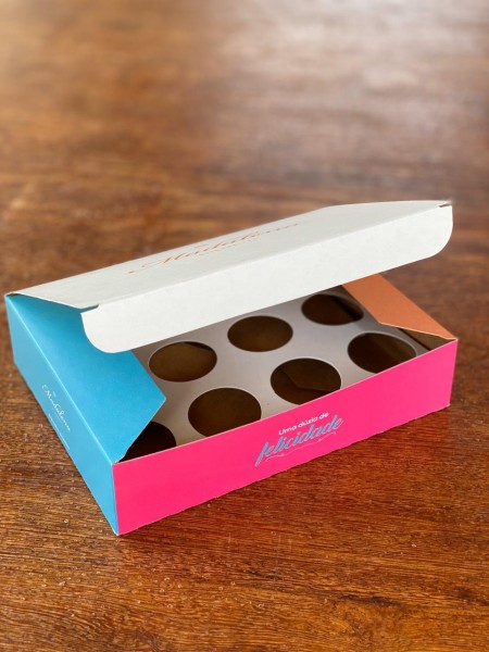 Embalagem para 12 Brigadeiros (17 x 13 x 4 cm) Personalizada